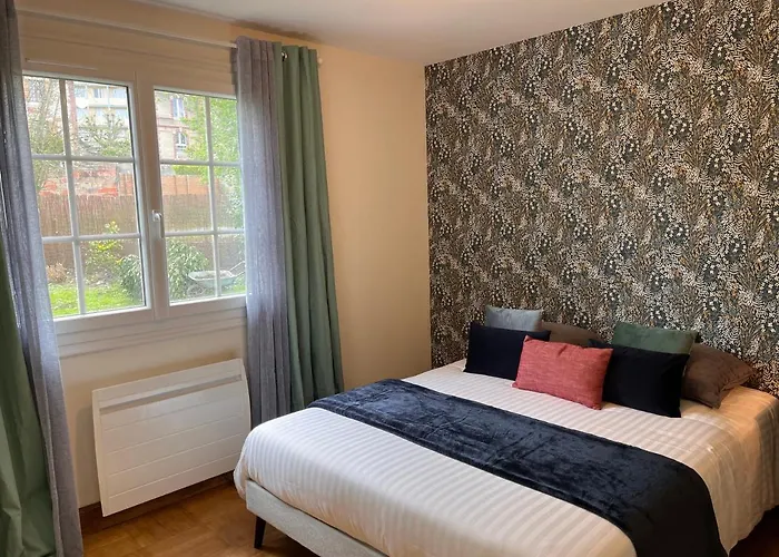 - Grande Maison Familiale Avec Jardin Casa de Férias *